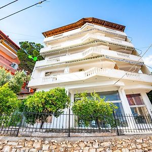 Ideal Aparthotel Saranda